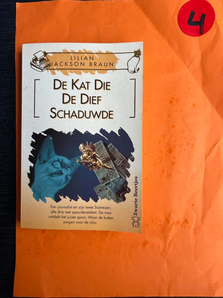 De Kat Die De Dief Schaduwde - Lilian Jackson Braun, Boeken, Ophalen of Verzenden, Zo goed als nieuw