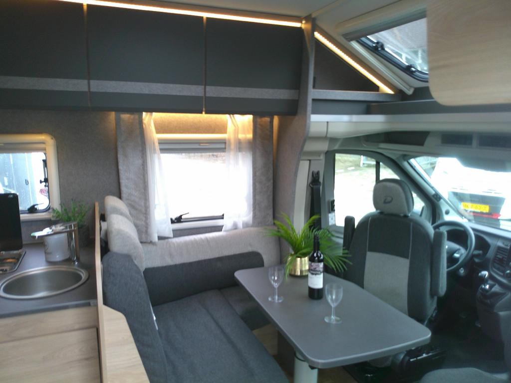 Dethleffs Just 90 T t 6815, Ringverwarming, Ford, Bedrijf, Watertank (Afval)