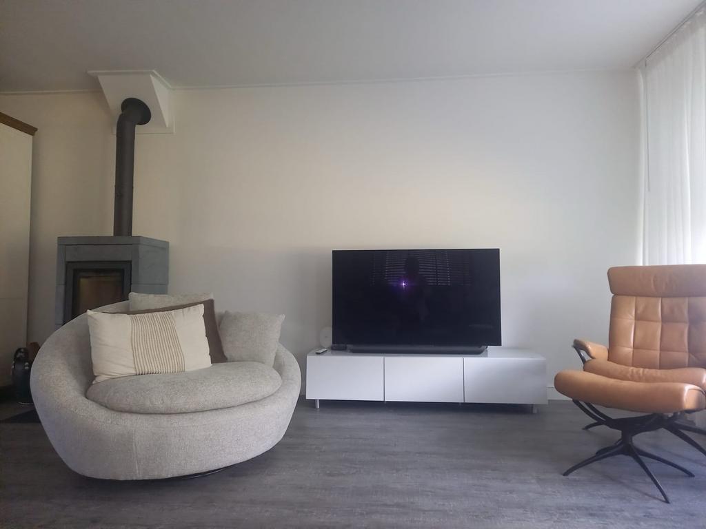 Zo goed als nieuw Just-Racks tv-meubel - Modern wit design, Ophalen, Overige materialen, 100 tot 150 cm, Zo goed als nieuw