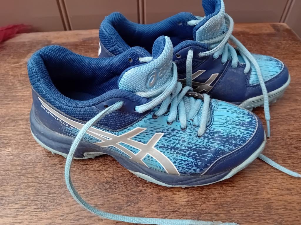 3 paar kinderschoenen rond maat 32,5, Ophalen of Verzenden, Adidas