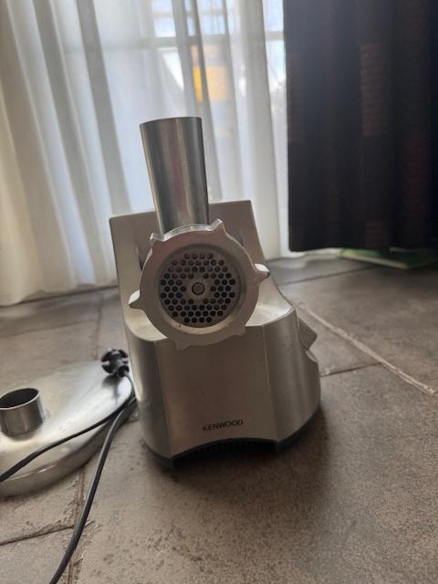 Kenwood vleesmolen (moet nagekeken worden), Ophalen, Gebruikt