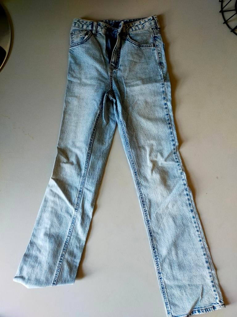 Jeans Zara, Stradivarius maat 34, Kleding | Dames, Ophalen of Verzenden, Zo goed als nieuw, Blauw, W27 (confectie 34) of kleiner