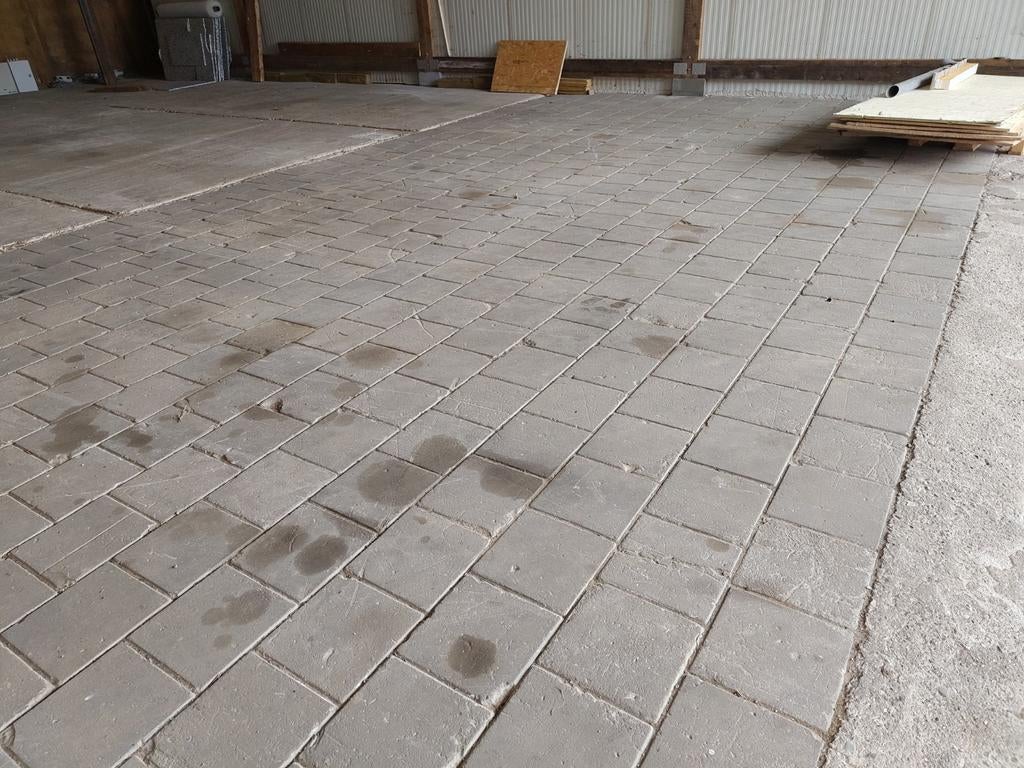 Dikke tegels ruim 500 stuks, Ophalen, Keramiek