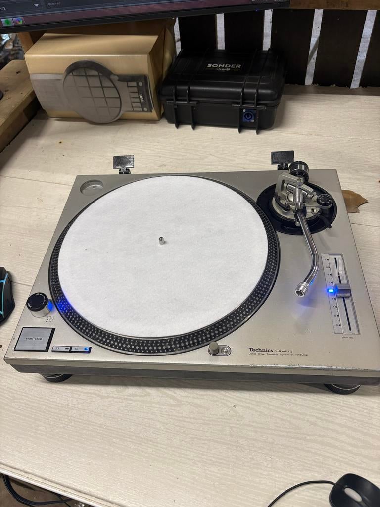 Technics SL-1200 MK2 Platenspeler met LED-verlichting, Ophalen, Gebruikt, Pitch-regelaar, Platenspeler