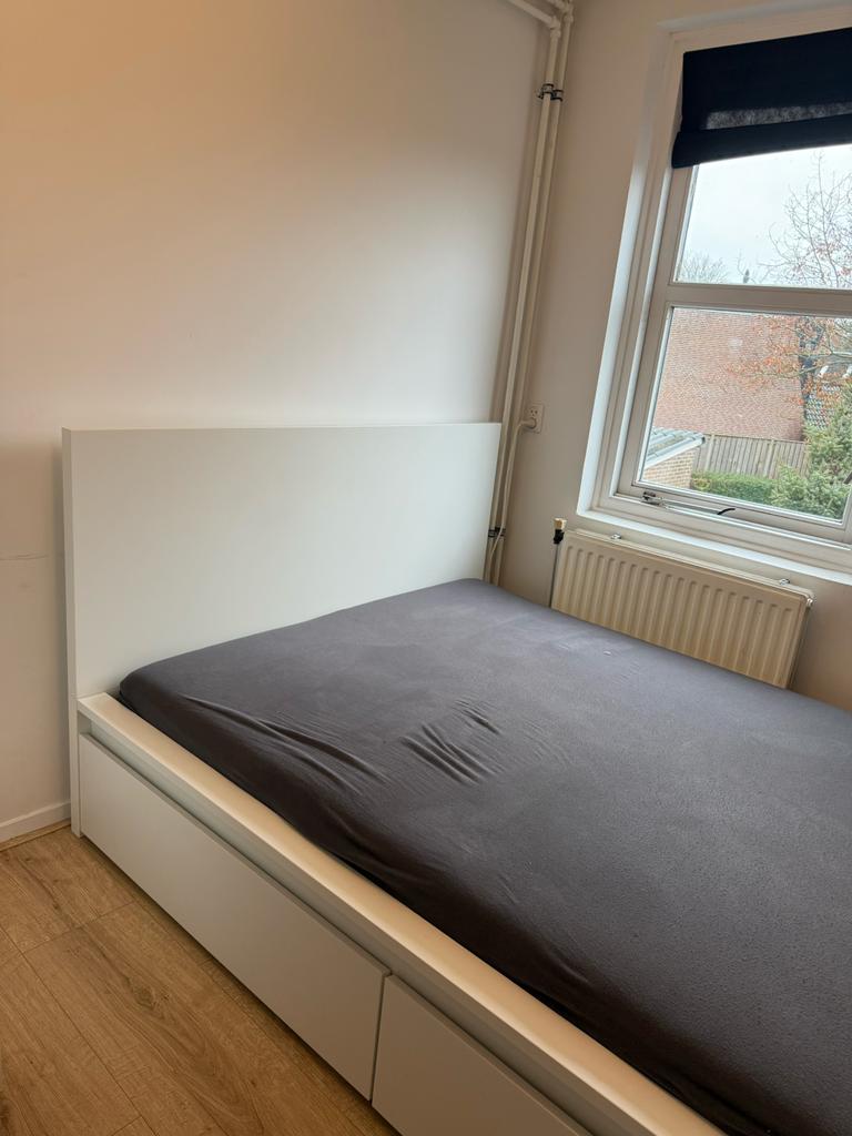 Ikea Malm bed inclusief matras en lades, Wit, Tweepersoons, Zo goed als nieuw, 140 cm