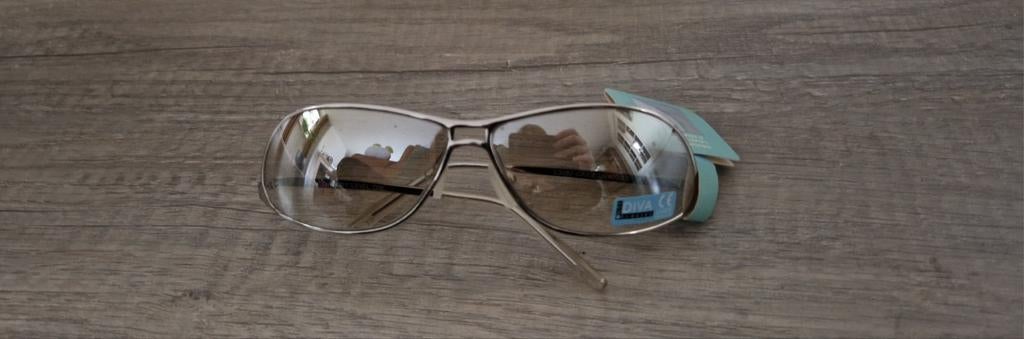 Zonnebril diva level one nieuw y2k spiegelglas vintage retro, Ophalen of Verzenden, Zo goed als nieuw, Bruin, Overige merken