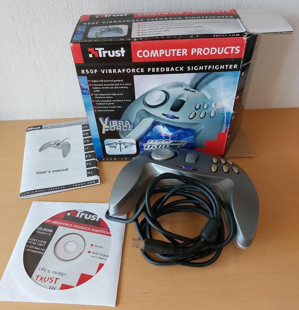 Trust 850F Vibraforce Feedback Sightfighter - in goede staat, Ophalen, Gebruikt, Overige genres, 1 speler