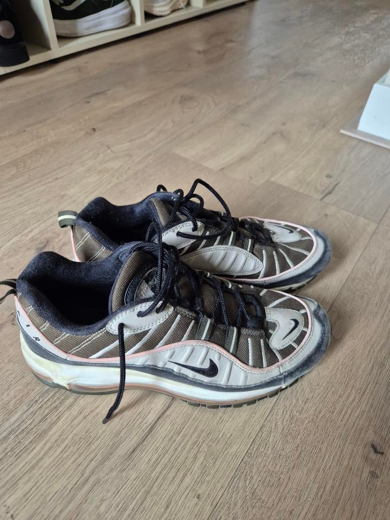 Nike air max maat 42.5, Kleding | Heren, Schoenen, Ophalen of Verzenden, Overige kleuren