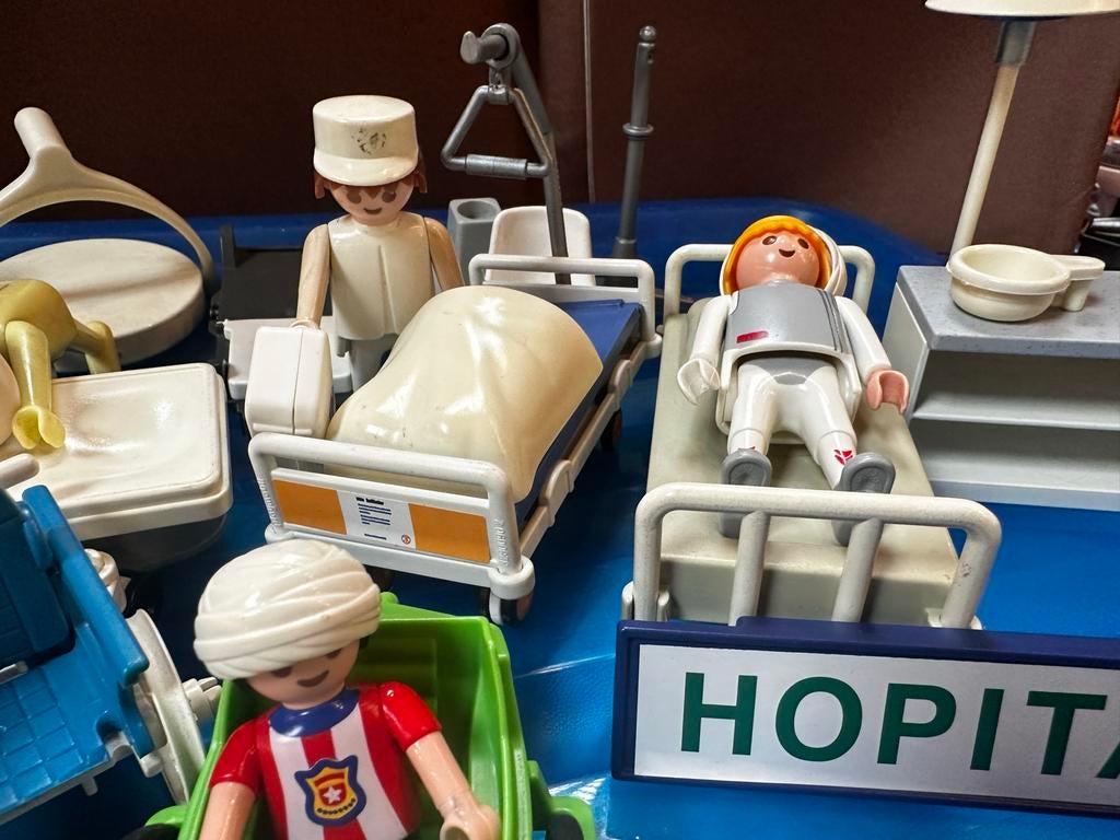 Playmobil Ziekenhuis Set - Compleet met Figuren en Accessoir, Ophalen of Verzenden, Gebruikt, Complete set