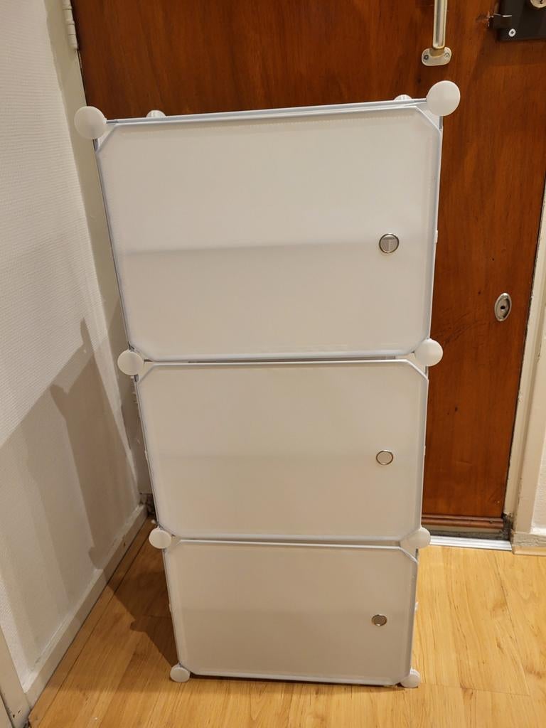 Modulaire schoenenkast, Ophalen