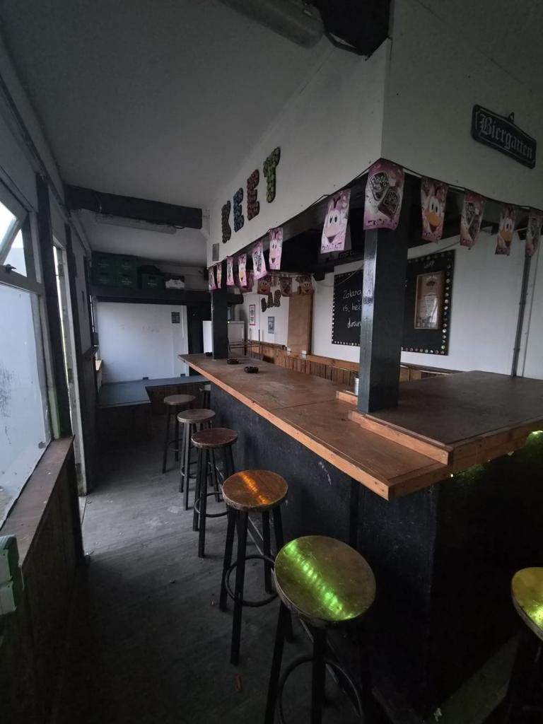 Zuipkeet, Ophalen, Nieuw