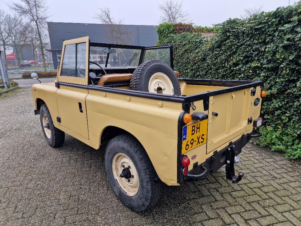 Land Rover 88 Pick-up (bj 1984), Auto's, Land Rover, 1385 kg, 2286 cc, Gebruikt, Overige modellen
