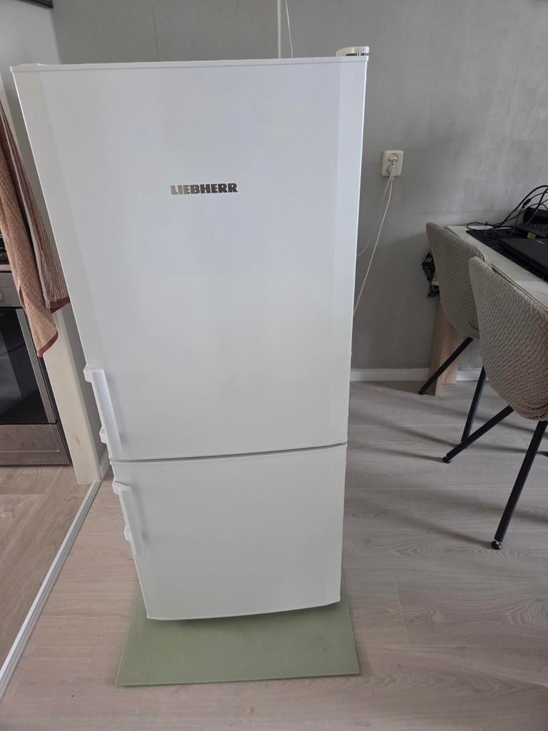 Liebherr Koelkast met vriesvak, 150 tot 200 liter, Gebruikt, Ophalen of Verzenden, 140 tot 160 cm