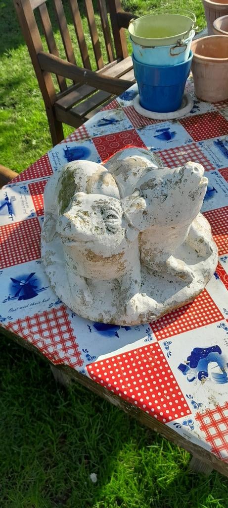 Te koop betonnen tuinbeeld, Ophalen