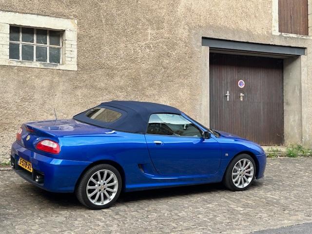 MG TF 2004 Trophy Blue 1.8 135PK Airco en Cruisecontrol, Auto's, MG, 135 pk, Zwart, 4 cilinders, Cabriolet