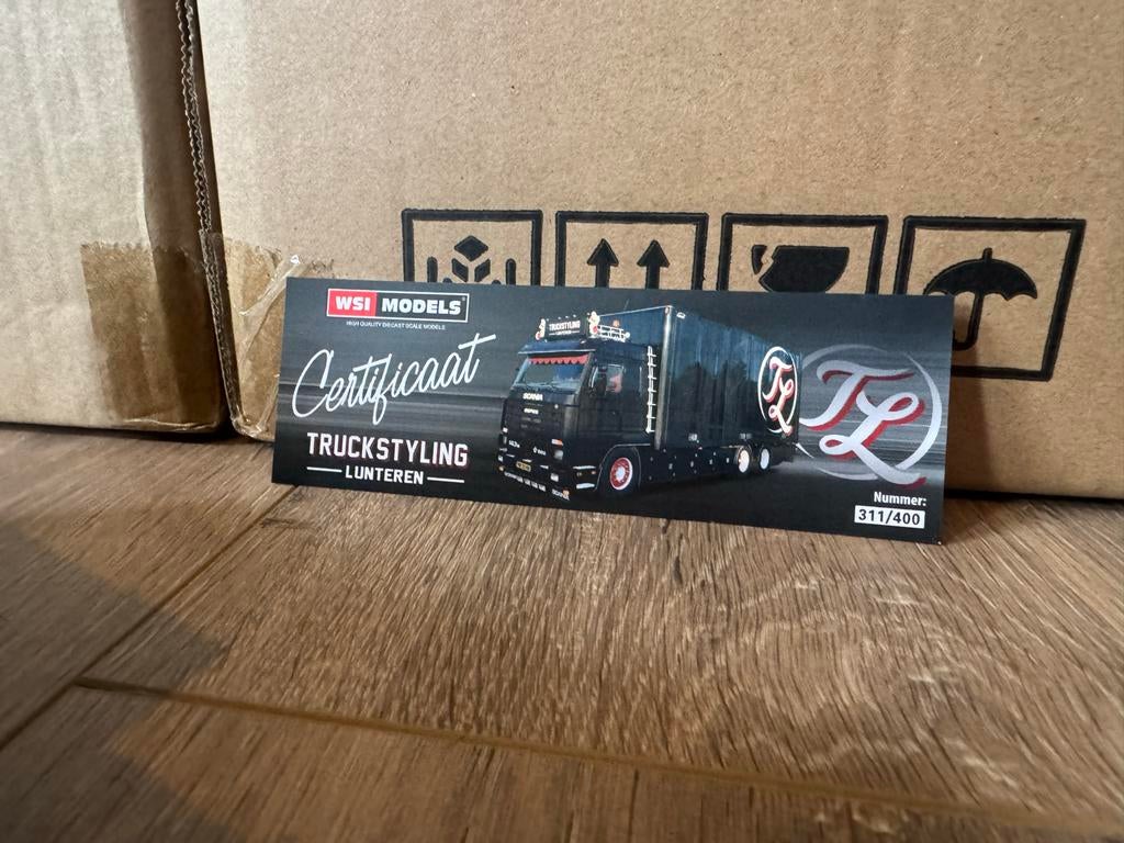 WSI Scania 143 bakwagen Truckstyling Lunteren, Hobby en Vrije tijd, Modelauto's | 1:50, Ophalen of Verzenden, Zo goed als nieuw