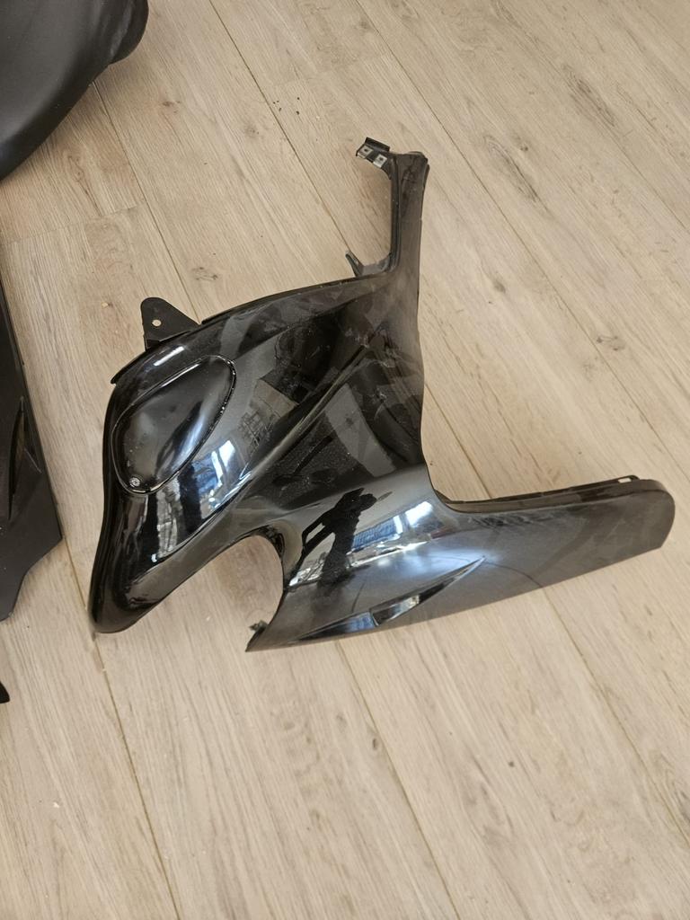 Gilera runner kappen en zadel., Fietsen en Brommers, Brommeronderdelen | Scooters, Ophalen, Kap, Overige merken