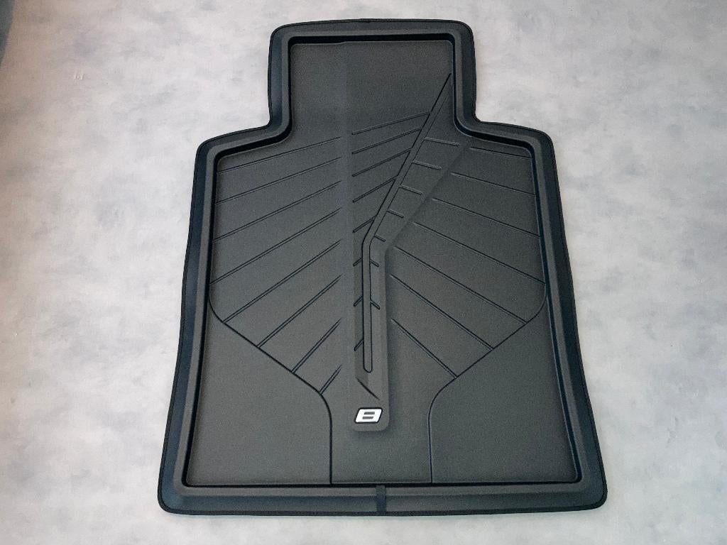 Nieuwe originele kofferschaal BMW 8-serie Cabrio G14 / F91, Ophalen, Nieuw