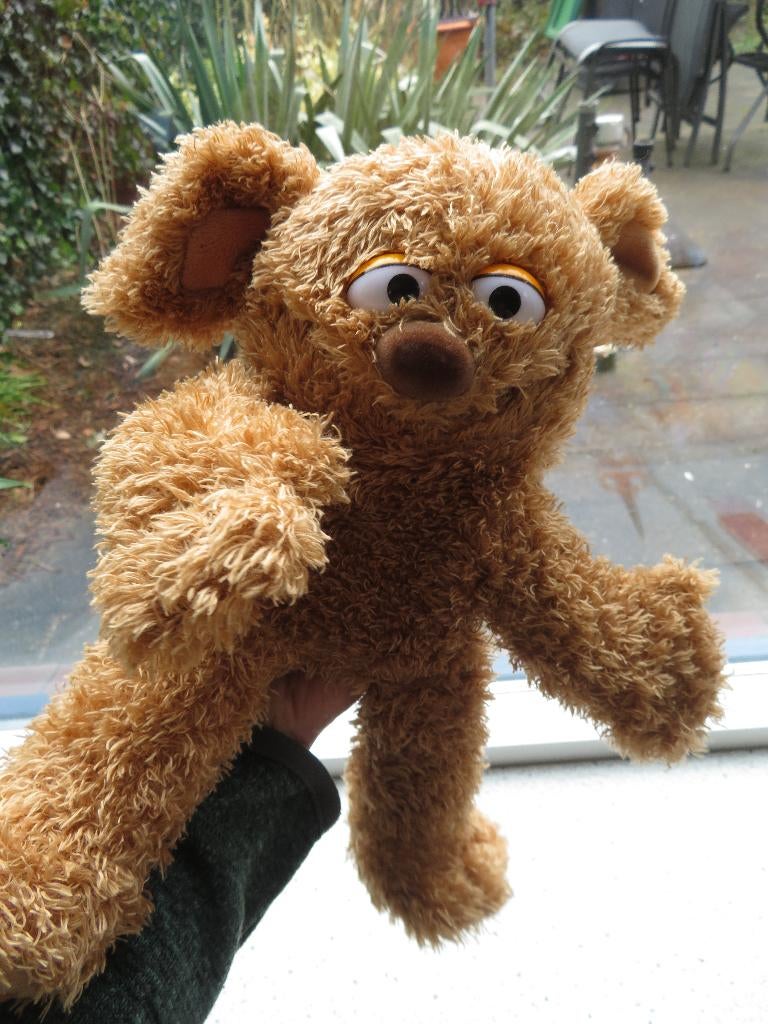 Handpop hond of beer Tommy Tommie van Sesamstraat, Kinderen en Baby's, Speelgoed | Knuffels en Pluche, Ophalen of Verzenden, Zo goed als nieuw