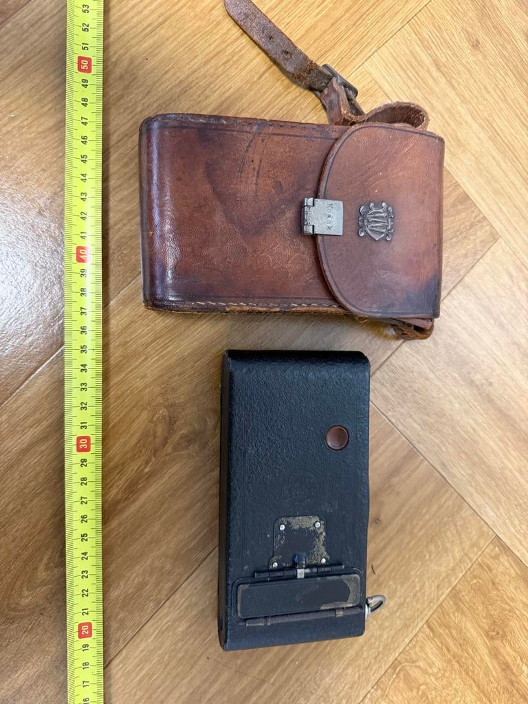 Antieke Kodak Folding Camera met Leren Etui, Ophalen of Verzenden, Voor 1940, Fototoestel