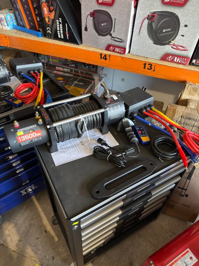 Lier 12v 6.1ton nieuw incl synthetische kabel en extras, Ophalen, Nieuw