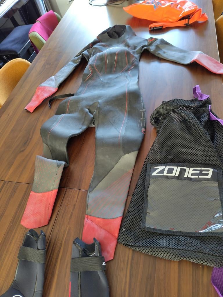 Zone3 wetsuit voor buiten zwemmen, Watersport en Boten, Watersportkleding, Wetsuit, Ophalen of Verzenden, Zo goed als nieuw, Dame of Heer