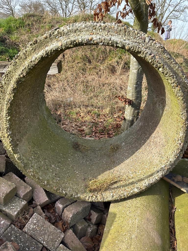 Grote betonnen duiker - 75 cm lang, 1 meter diameter, Doe-het-zelf en Verbouw, Buizen en Afvoer, Gebruikt, Afvoer, Overige materialen