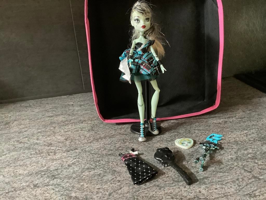 Monster High Pop Frankie Stein Sweet 1600, Ophalen of Verzenden, Zo goed als nieuw, Pop