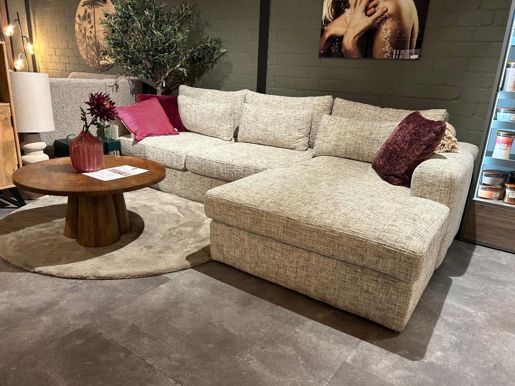 Loungebank Luton. OPRUIMING SHOWMODEL! Lounge links Miscanto, Huis en Inrichting, Banken | Bankstellen, Ophalen, 250 tot 300 cm