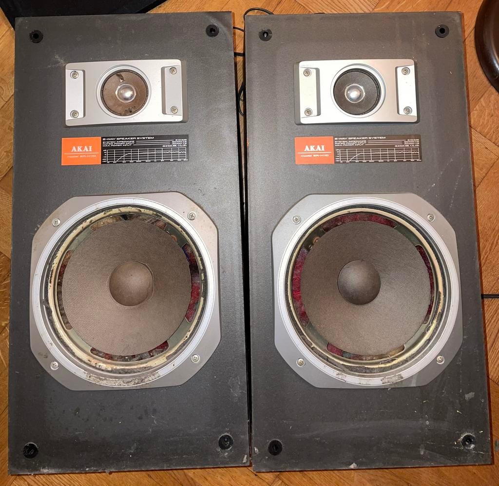 Akai boxen 2 way 8 ohm 2x 40 watt, Audio, Tv en Foto, Overige merken, Ophalen of Verzenden, Zo goed als nieuw, Minder dan 60 watt