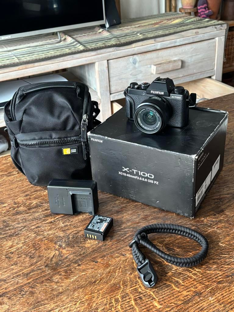 Fujifilm X-T100 + XC 15-45mm lens set met tas & extra accu, Gebruikt, Compact, Ophalen of Verzenden, Fuji