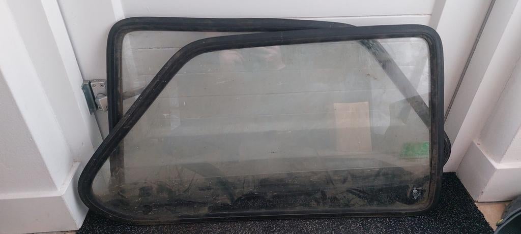 Golf mk1 zijkant achter ruiten, Ophalen of Verzenden