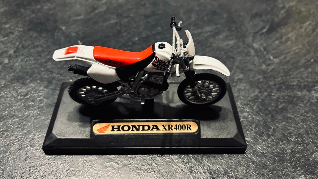 Model motor Honda XR400R, Hobby en Vrije tijd, Modelbouw | Auto's en Voertuigen, Overige merken, Gebruikt, 1:50 of kleiner, Overige typen