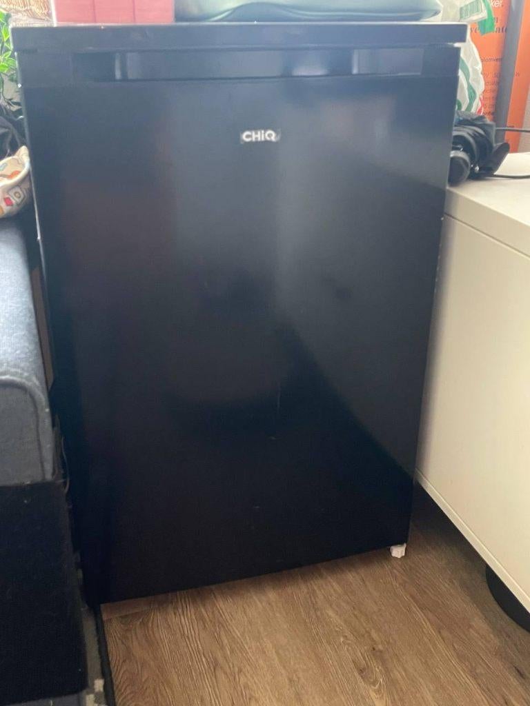CHiQ Freestanding Freezers, Ophalen, Zwart, 50 tot 100 cm, Zo goed als nieuw
