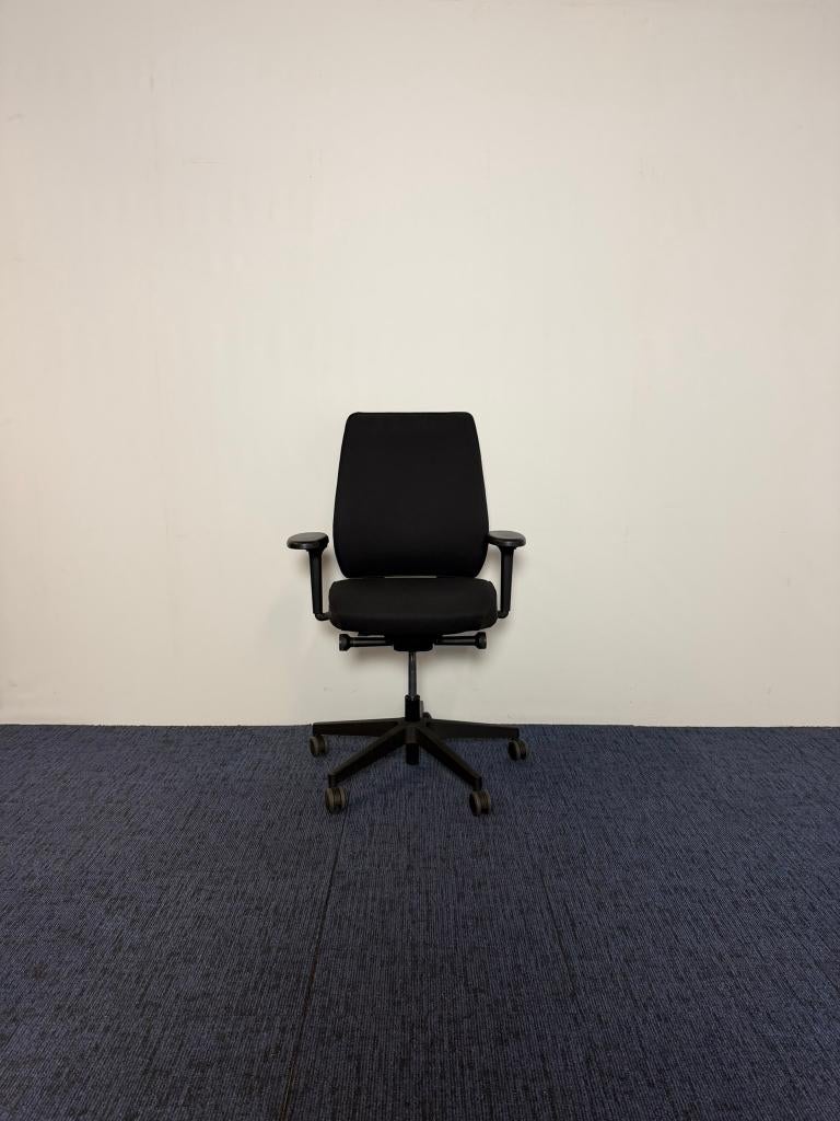 Bureaustoel Interstuhl JOYCEis3 model JC1N1 - zwart, Ophalen, Gebruikt, Zwart, Bureaustoel