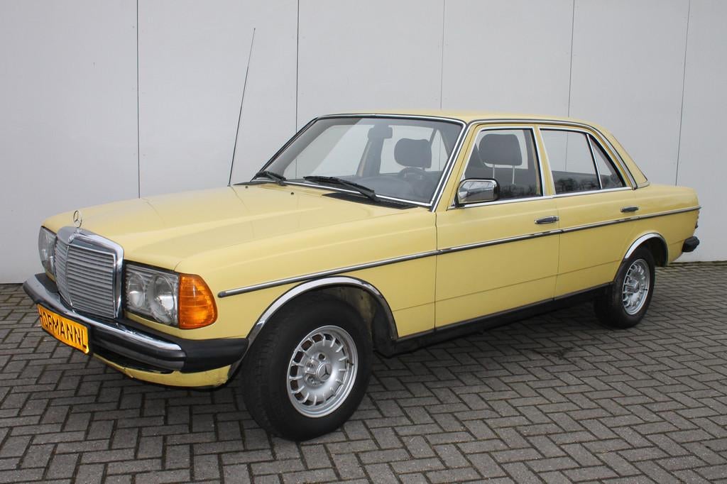 Mercedes-Benz 200D 200 D (bj 1982), Gebruikt, Bedrijf, Sedan, Trekhaak