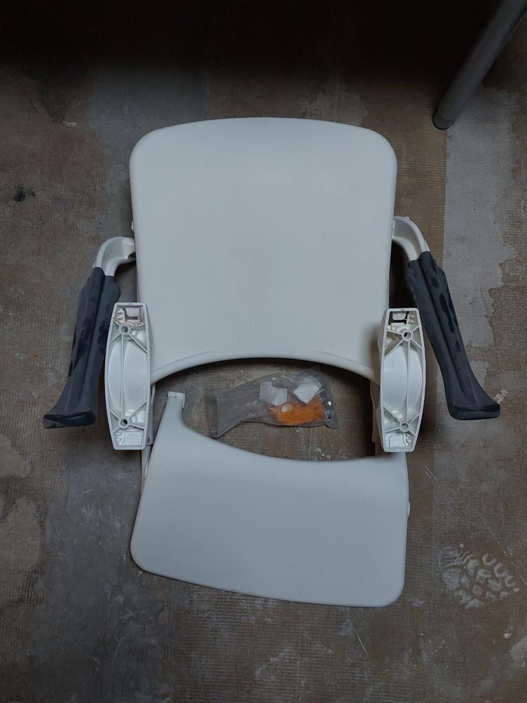 Douchestoel wit, Ophalen, Gebruikt