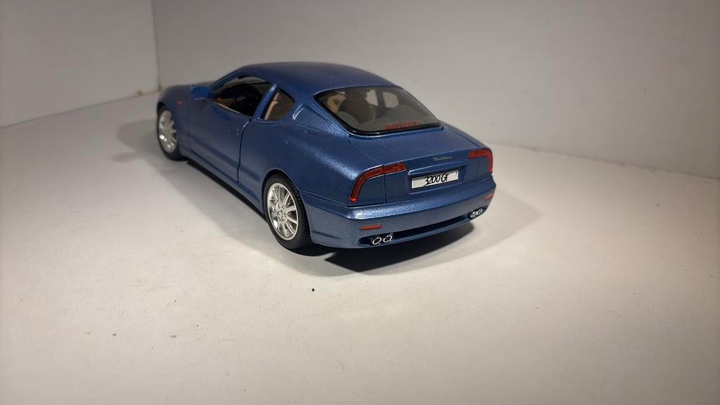 Maserati 3200 gt bburago 1.18, Ophalen of Verzenden, Bburago, A, A