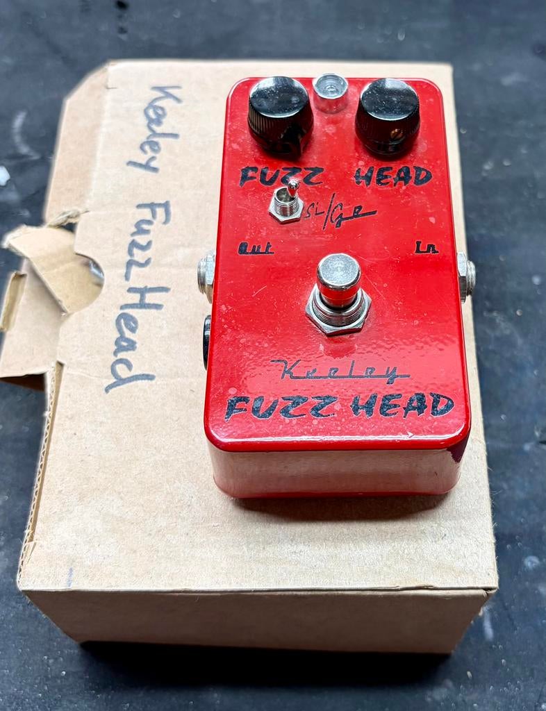 Keeley fuzz head 1e versie, Muziek en Instrumenten, Effecten, Ophalen of Verzenden, Gebruikt, Distortion, Overdrive of Fuzz
