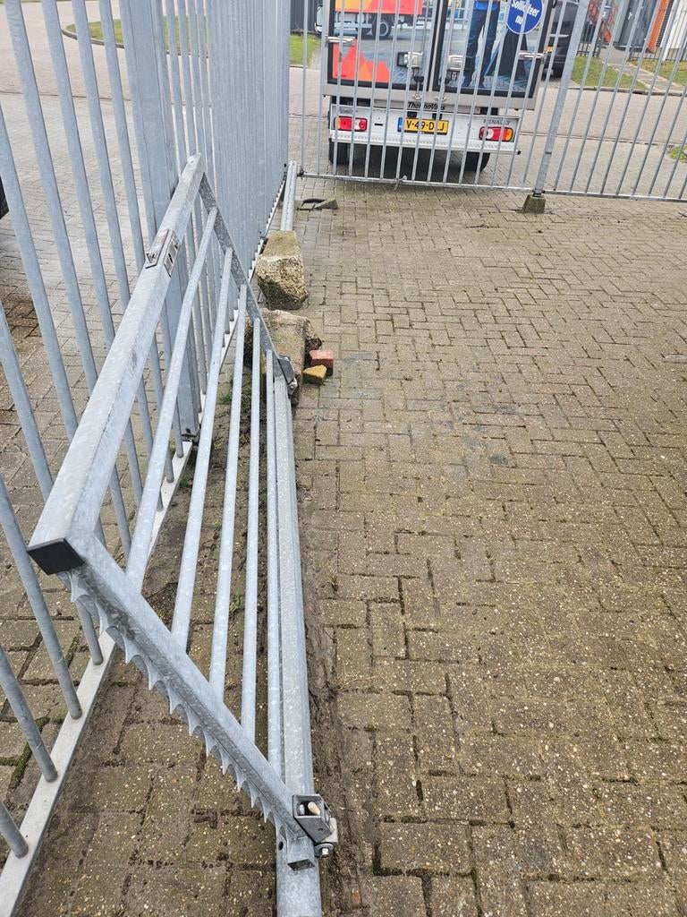 Hekwerk - Spijlenhekwerk, Ophalen