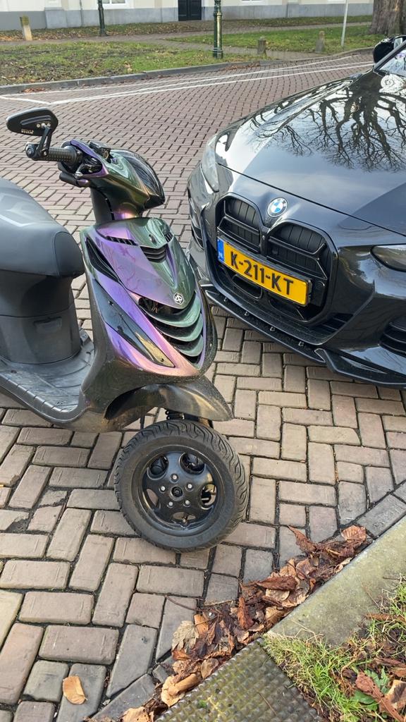 Zip 50cc te ruil, Ophalen, Maximaal 45 km/u, Zip, Zo goed als nieuw