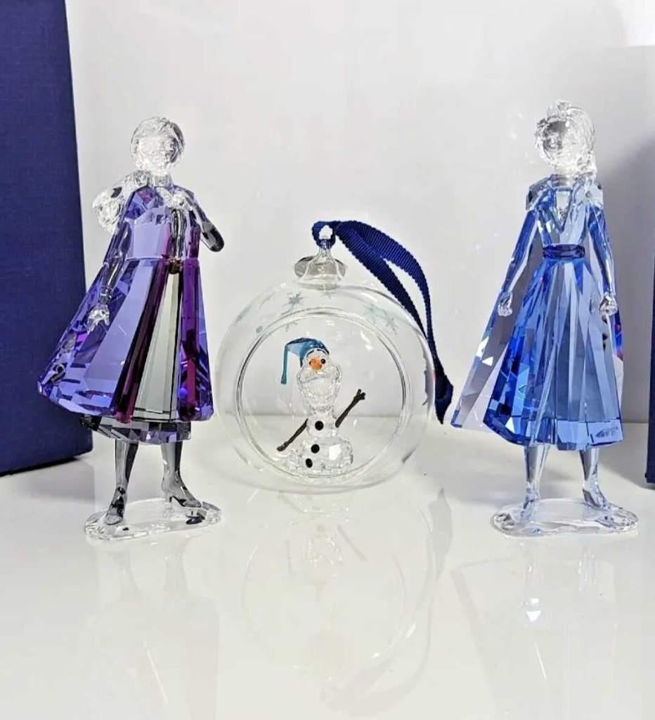 Swarovski Anna & Elsa & Sneeuwbal nieuw, Verzamelen, Ophalen of Verzenden, Nieuw, Figuurtje