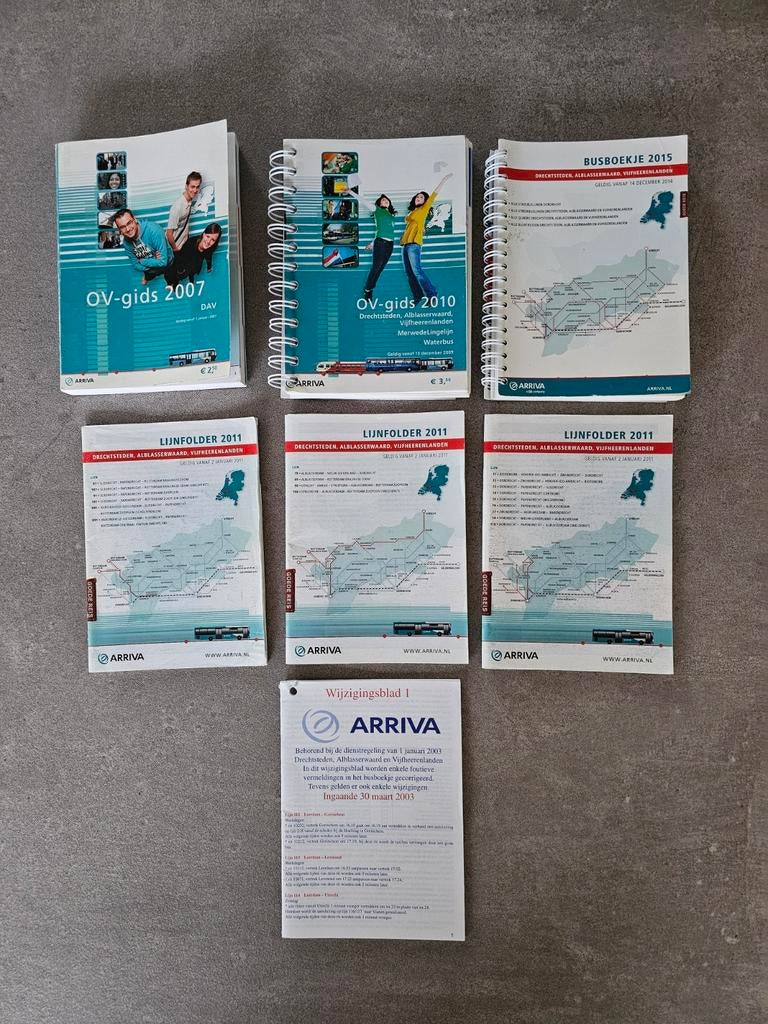 Arriva dienstregelingen en lijn dienstregeling, Verzamelen, Spoorwegen en Tramwegen, Ophalen of Verzenden, Zo goed als nieuw, Trein