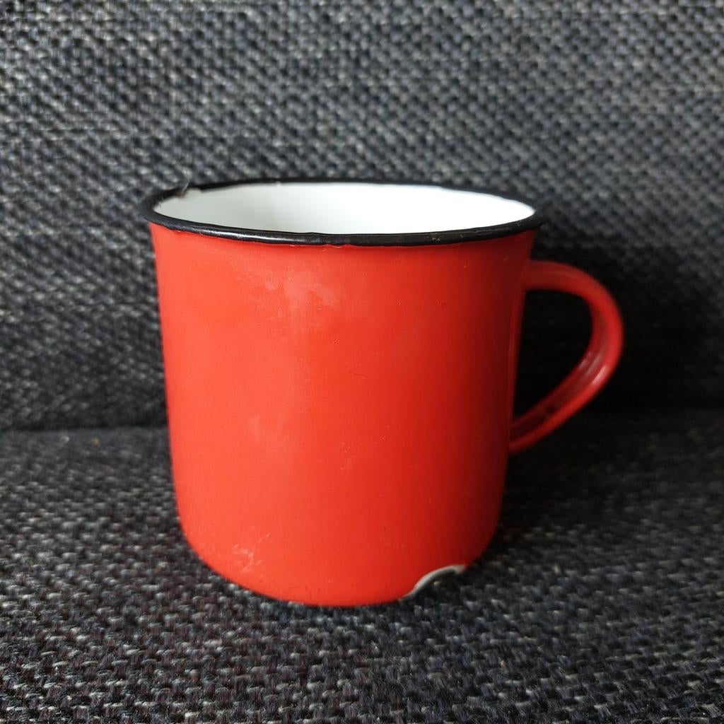 Vintage rode emaille beker, Ophalen of Verzenden, Gebruikt, Rood, Beker of Kan