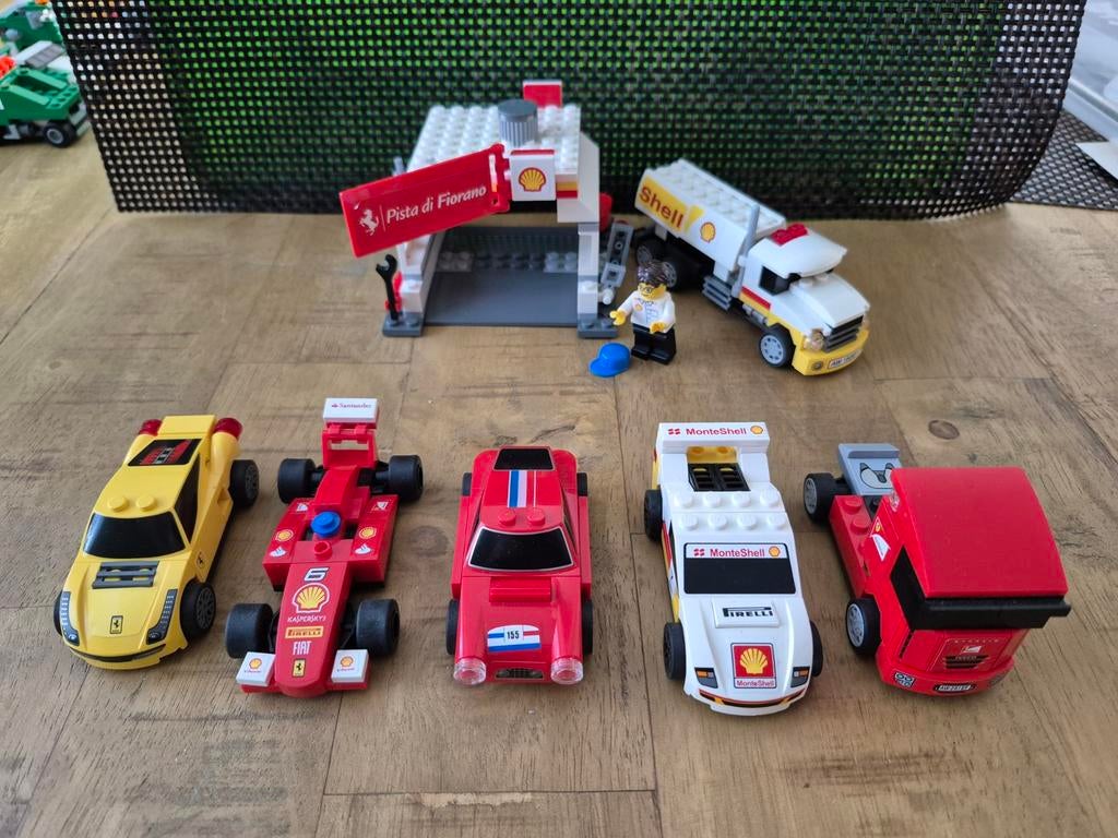 40195 Lego set, garage met tankauto en 5 losse autootjes, Ophalen of Verzenden, Lego