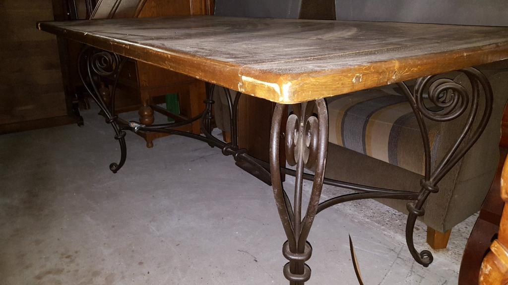 ANTIQUE tafel, Ophalen