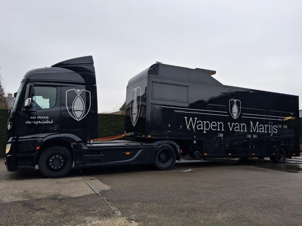 Verkoopwagen / Oplegger in goede staat met aggregaat, Zakelijke goederen, Partijgoederen en Retail | Verkoopwagens, Ophalen