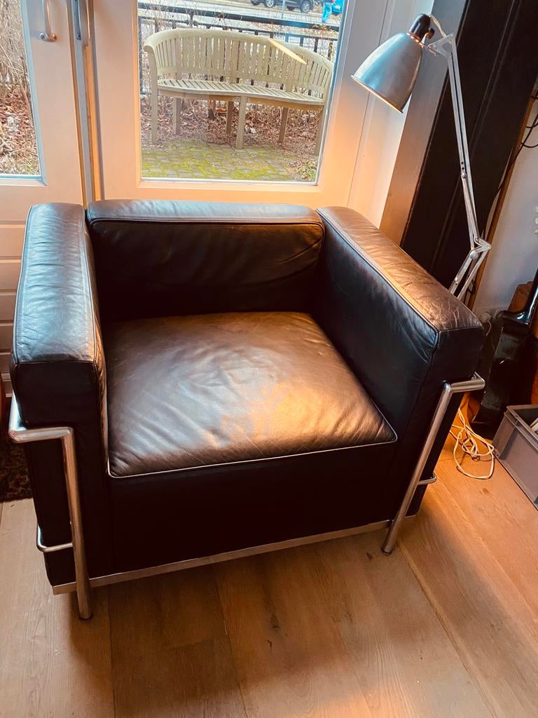 LC2 LC3 Le Corbusier design fauteuil / Cassina 2/3 look, Ophalen