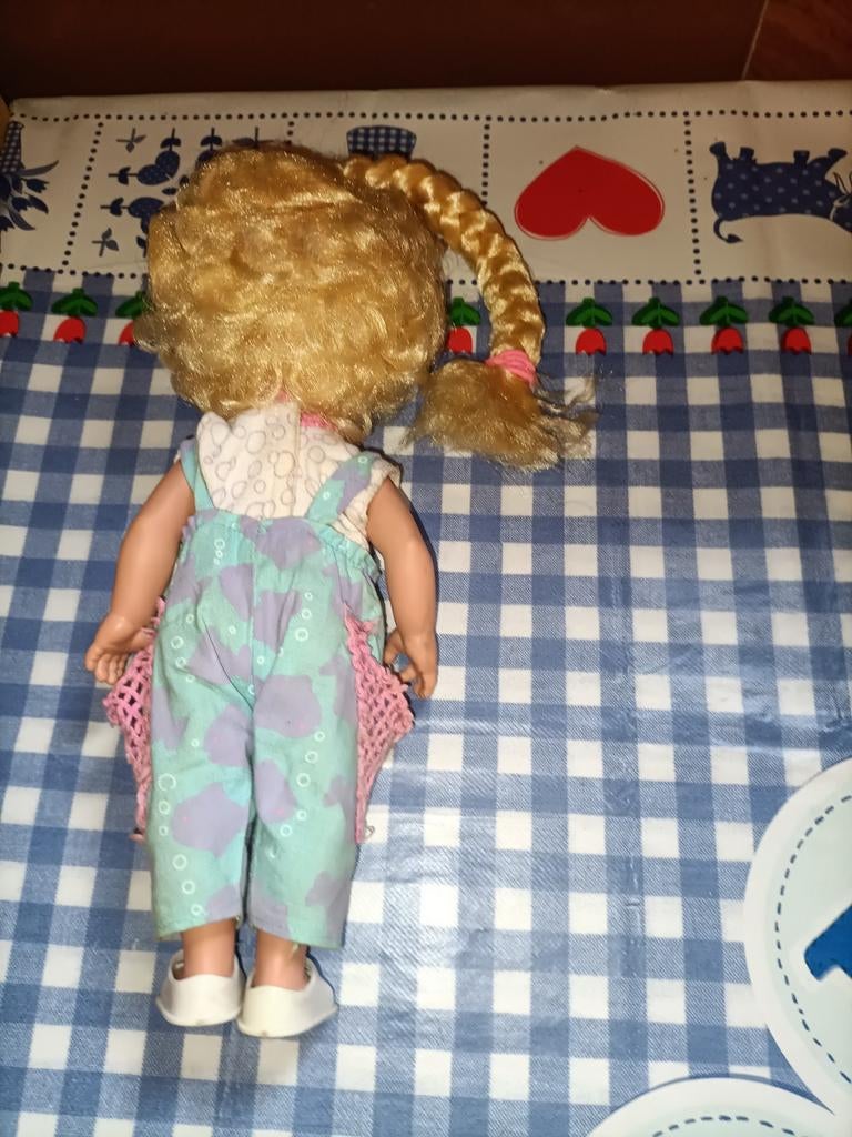Holly Dolly Surprise oude pop Playskool uit 1987, Ophalen of Verzenden, Zo goed als nieuw, Pop