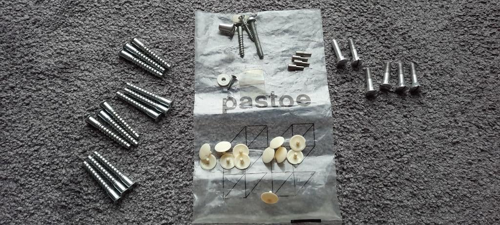 Pastoe kast schroeven/onderdelen, Ophalen of Verzenden, Gebruikt, 25 tot 50 cm, 50 tot 100 cm